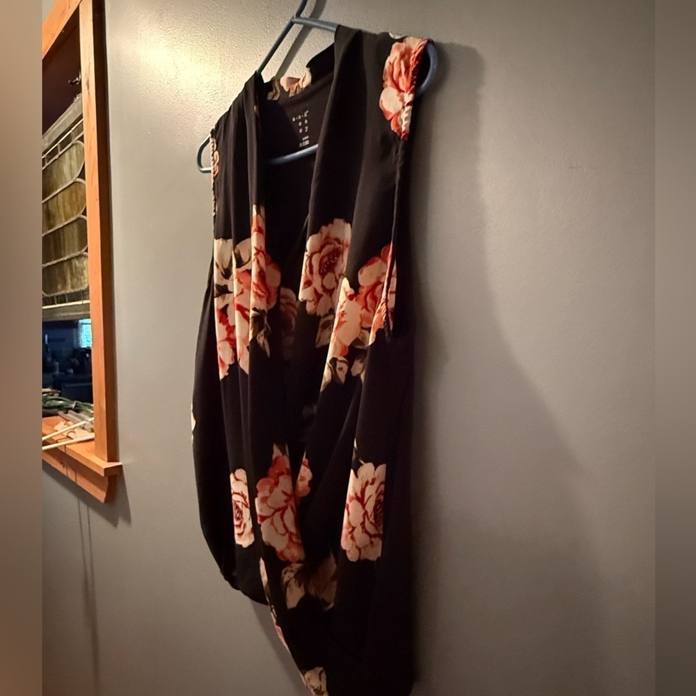 A New Day Rose Floral & Dressy Ballooned Cross Front Dressy Blouse Womens Sz L - Picture 4 of 4